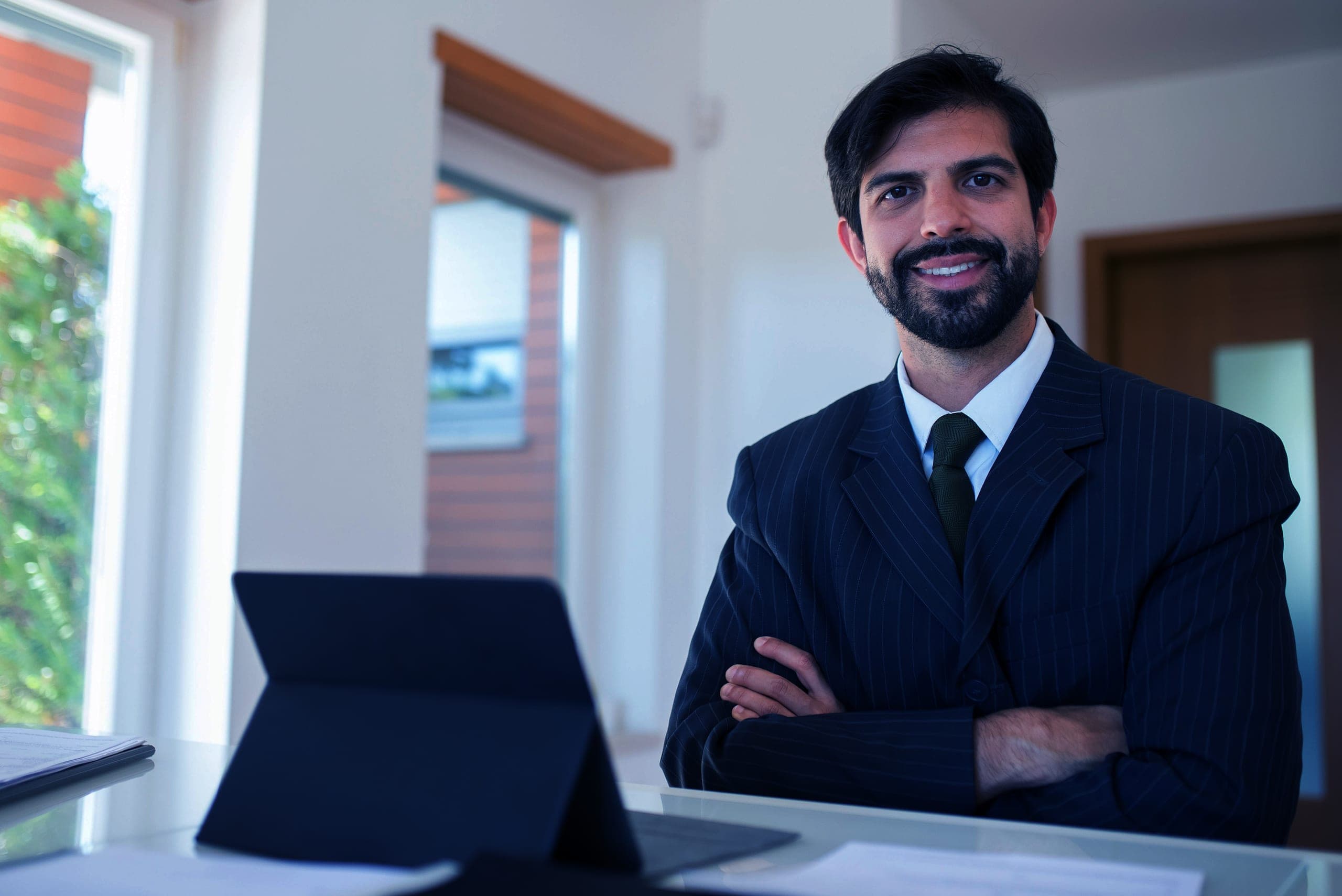 Lidao team member available to answer enquiries
